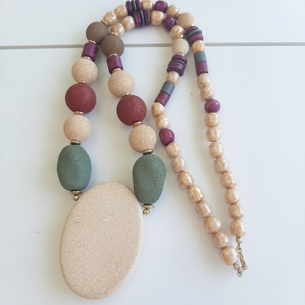 JAPAN BEADED NECKLACE - Picture 8 of 15